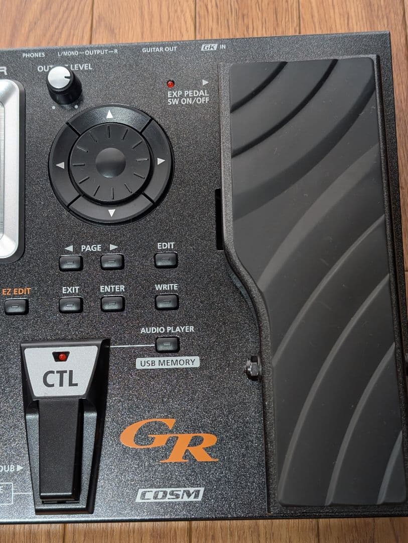 ROLAND GR-55 ギターシンセサイザー (ACアダプター付き)