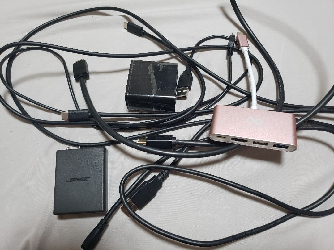 まとめてニンテンドースイッチソフト付き1TB SDカード　4ｋモバイルモニター