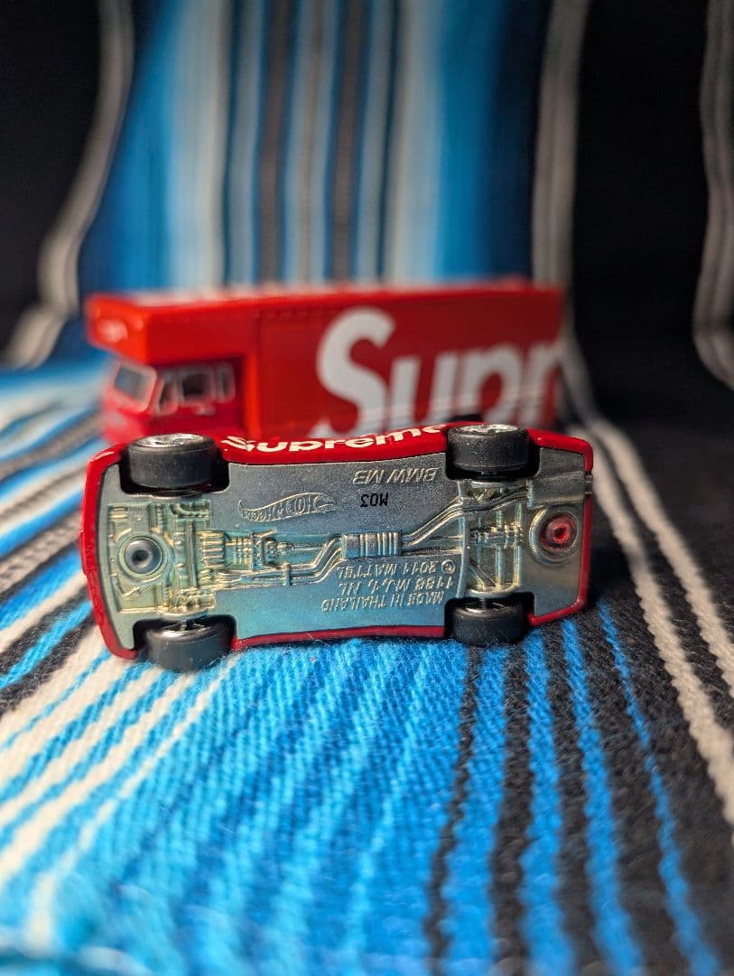 Supreme Hot Wheels Fleet Flyer ミニカー 