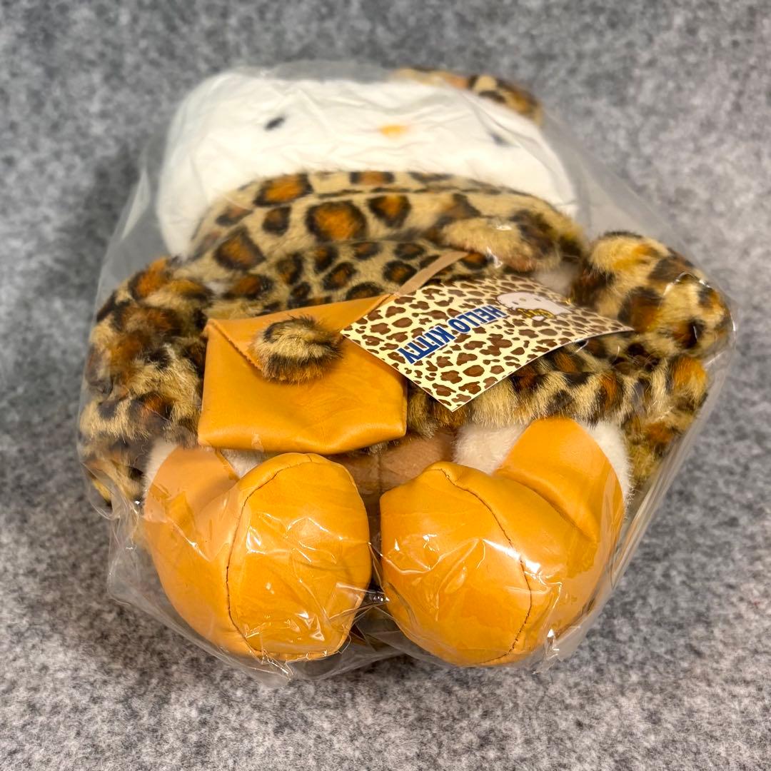 ハローキティ ドール ぬいぐるみ ヒョウ柄 毛皮コート