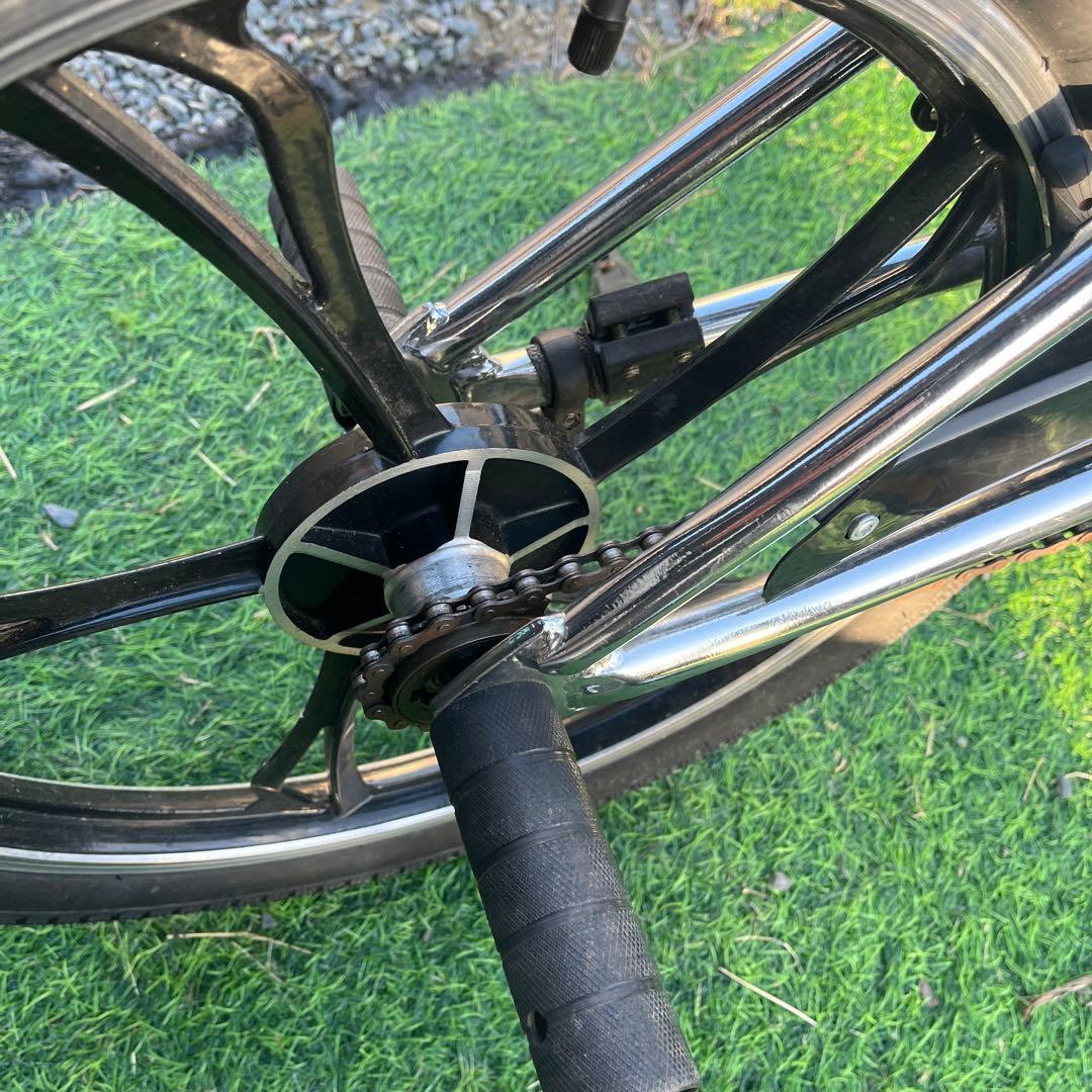 福岡市東区引き取り限定　バイク 20インチ シルバー/ブラック