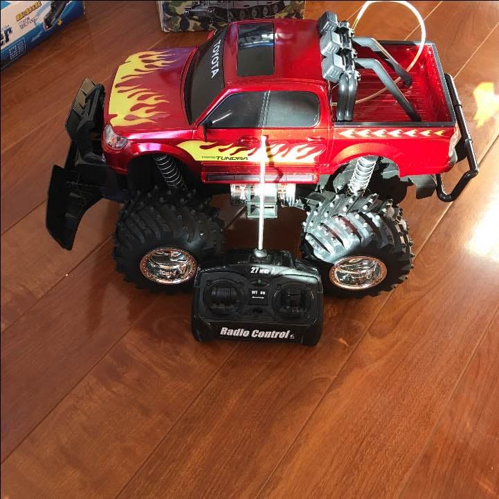 TOYOTA タンドラ  ラジコンロールカー ラジコン
