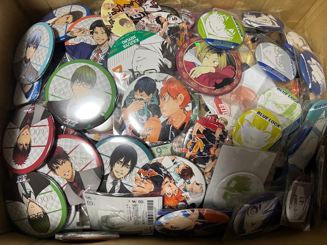 スポーツ　アニメ　缶バッジのみ　620個以上　大量まとめ売り