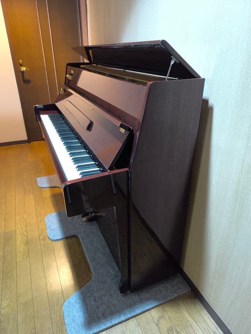 【希少/調律整備済】コンパクト アップライト ピアノ