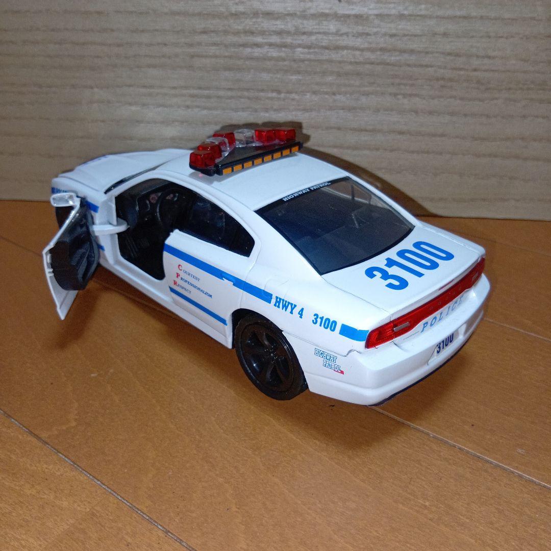 CHP ＆ NYPD 1/24 ミニカー 4台セット