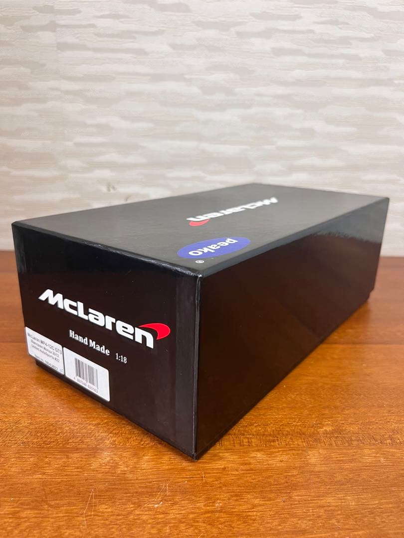 ミニカー1/18 Peako McLaren MP4-12C No.42