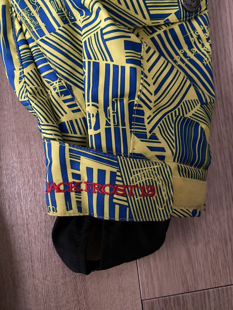 【美品　使用2〜3回】JACK FROST13 スノーボードウェア　メンズ