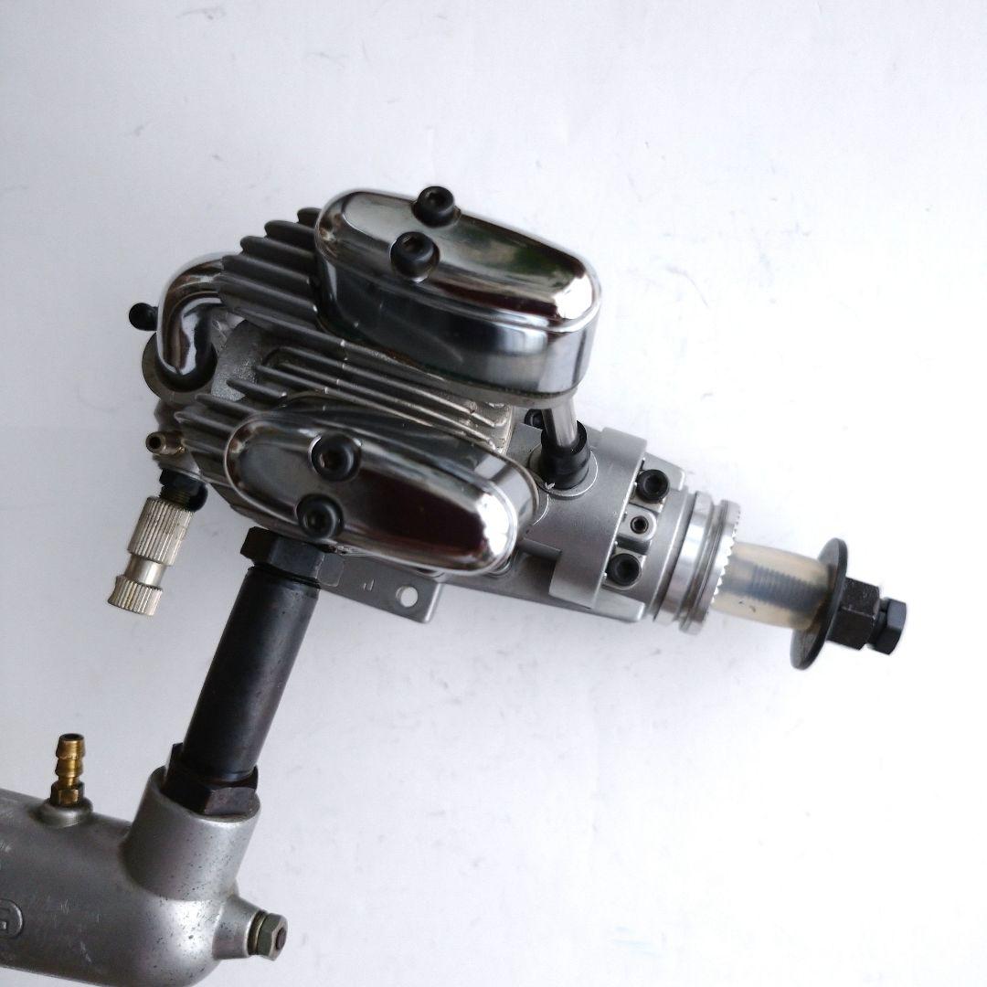 ラジコン飛行機 エンジン SAITO FA-56 4ストローク マフラー付き