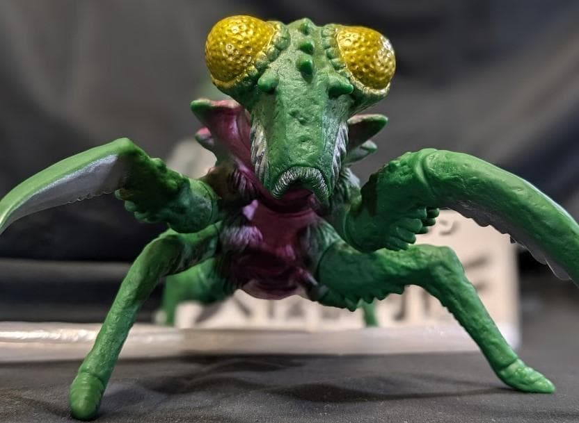 ミニラ（ブルマァク復刻）＆カマキラス（マルサン）ソフビフィギュア２体セット＋１