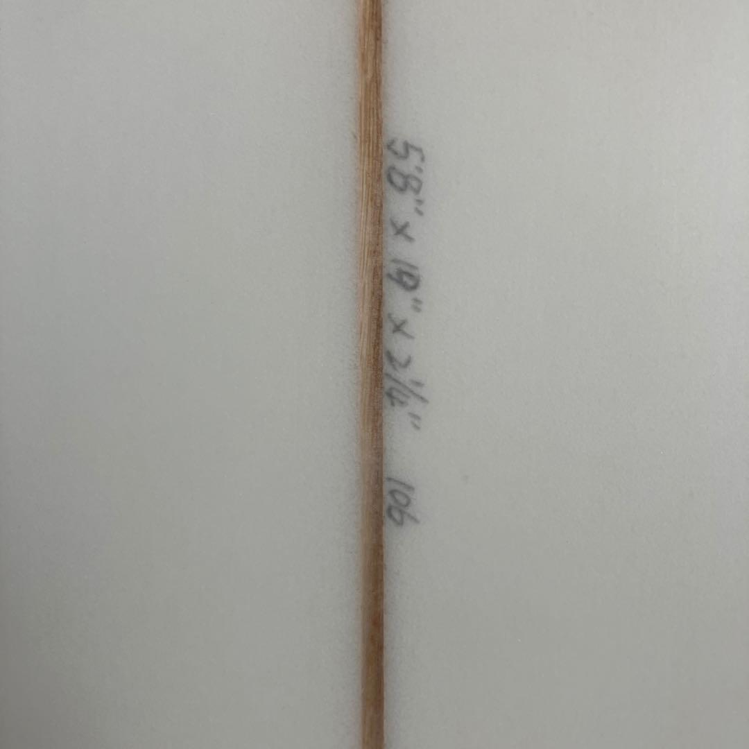 未使用品　プレゼント付き　サーフボード　サーフィン　ショート　5'8　Enemy