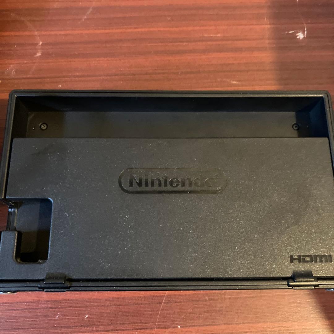 Nintendo Switch 本体　箱なし　ジョイコンなし