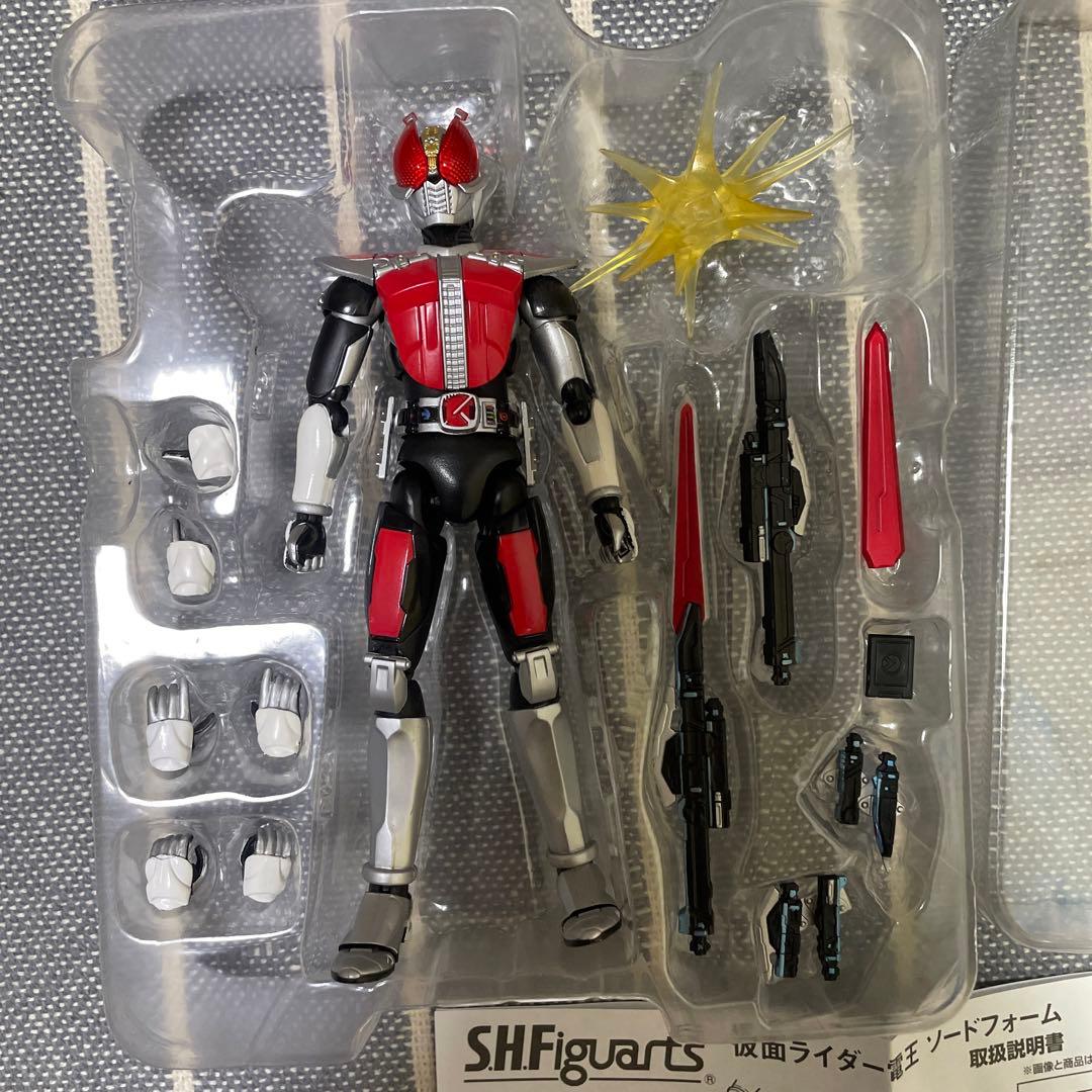 S.H.フィギュアーツ　仮面ライダー電王ソードフォーム＆マシンデンバード