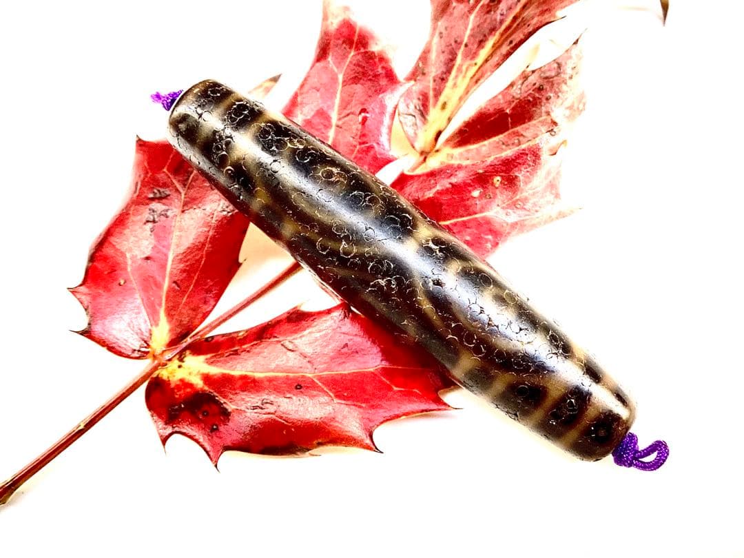 ✳龍眼天珠　極上の馬蹄痕入り　台湾上肯製　50年眠り続けた保管品　ソーティング付