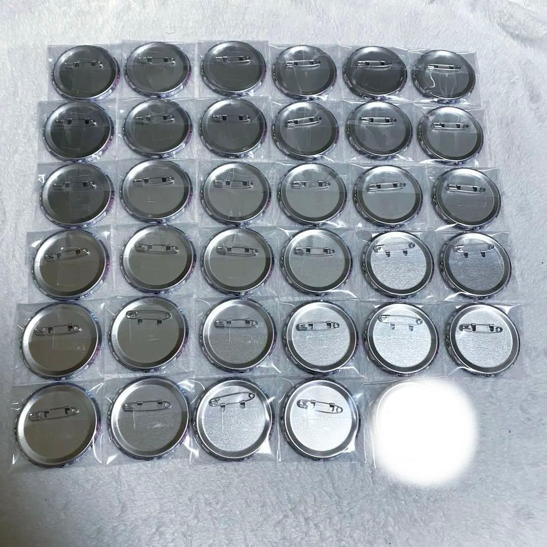 【値下げ中】 クロノヴァ 缶バッジ ボルテ しゃるろ