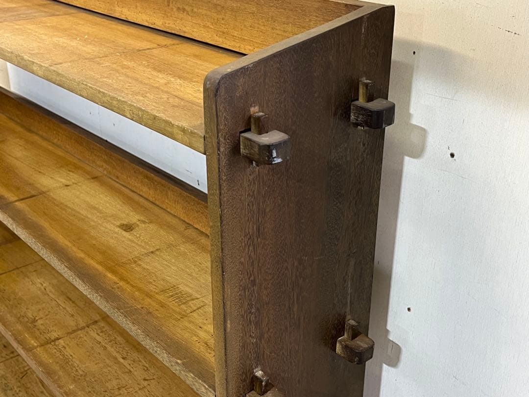 昭和の木製 大型6段薄型シェルフ 楔止 重厚 陳列棚 飾り棚