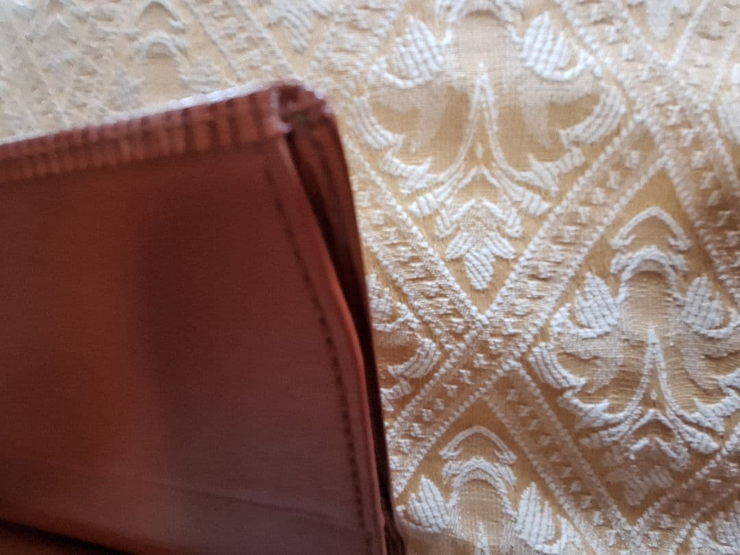 ルイヴィトン　エピパスポートケース　カード入れ　札入れ