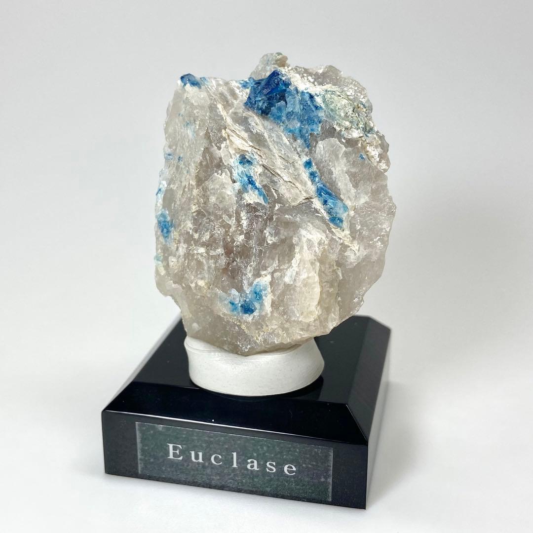 ユークレース　マイカ　ジンバブエ産　鉱物標本　原石鉱石　天然石　ストーン