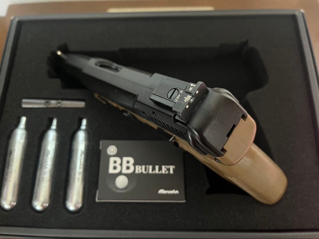 マルシン工業　FN HERSTAL5-7 CO2ガスガン タンカラー