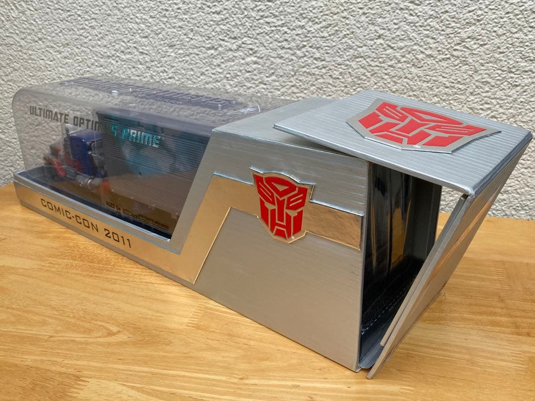 コミコン2011限定品　アルティメット・オプティマス・プライム