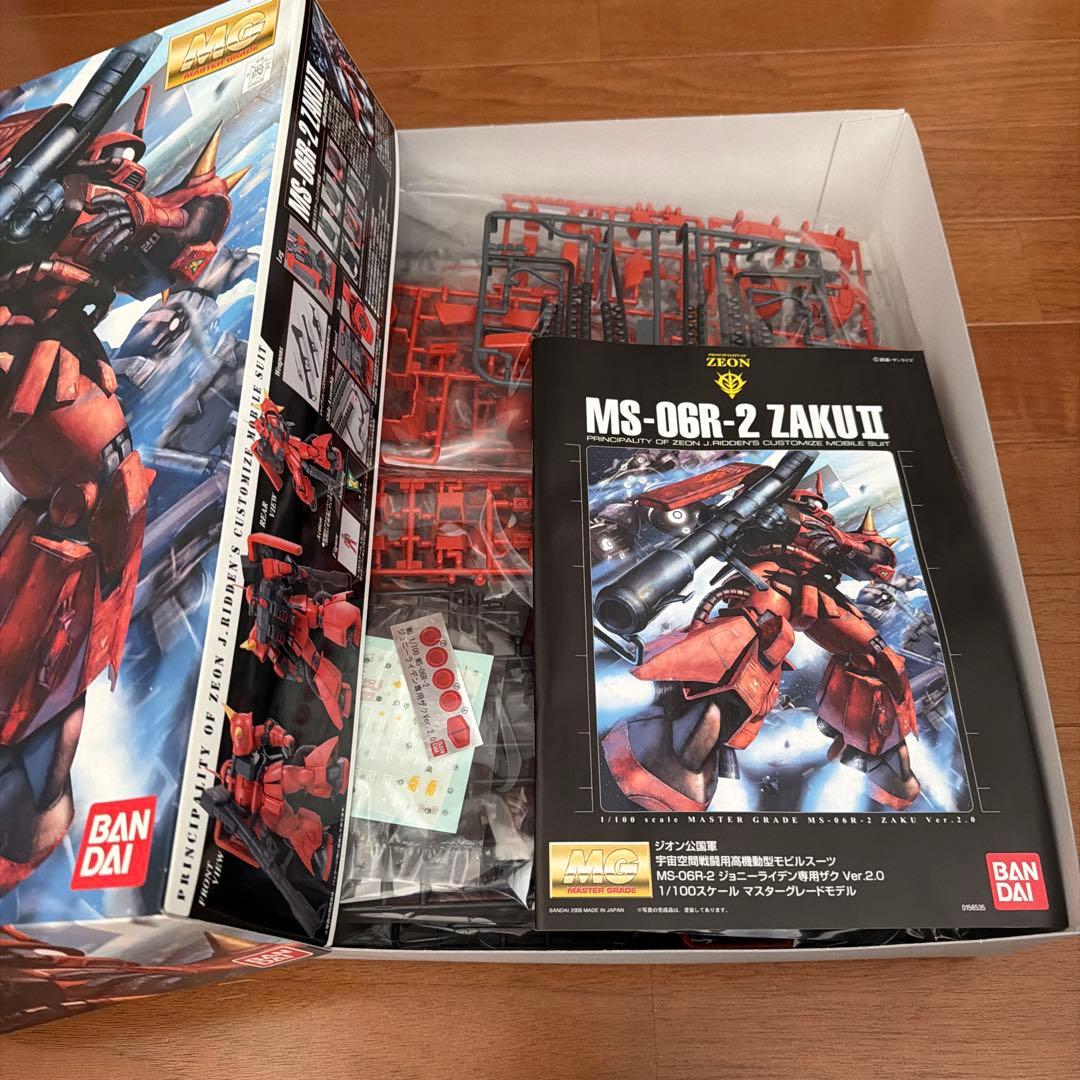 ガンプラMG ジョニーライデン専用ザクZAKU II