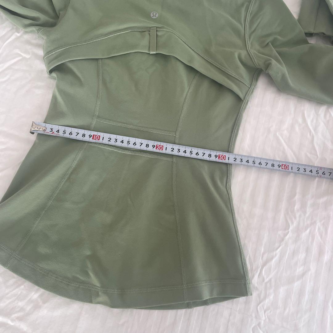 ルルレモン　レディースジャケット