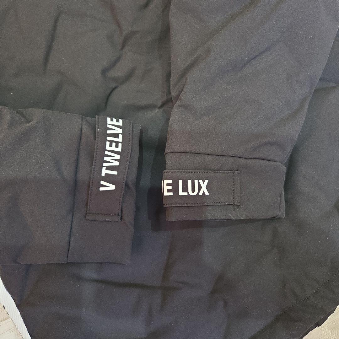 R*様 V TWELVE LUX ブラックジャケット