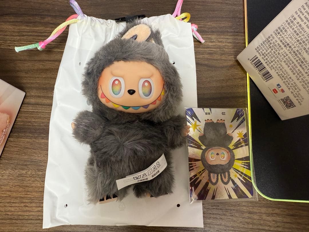 LABUBU Big into Energy シークレット　正規品　公式ストア