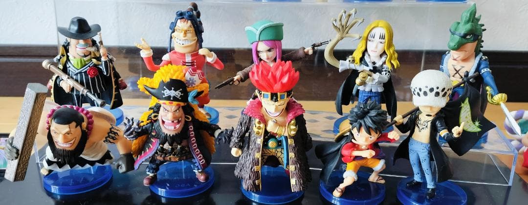 ワンピース　ワールドコレクタブルフィギュア20体　おまけつき