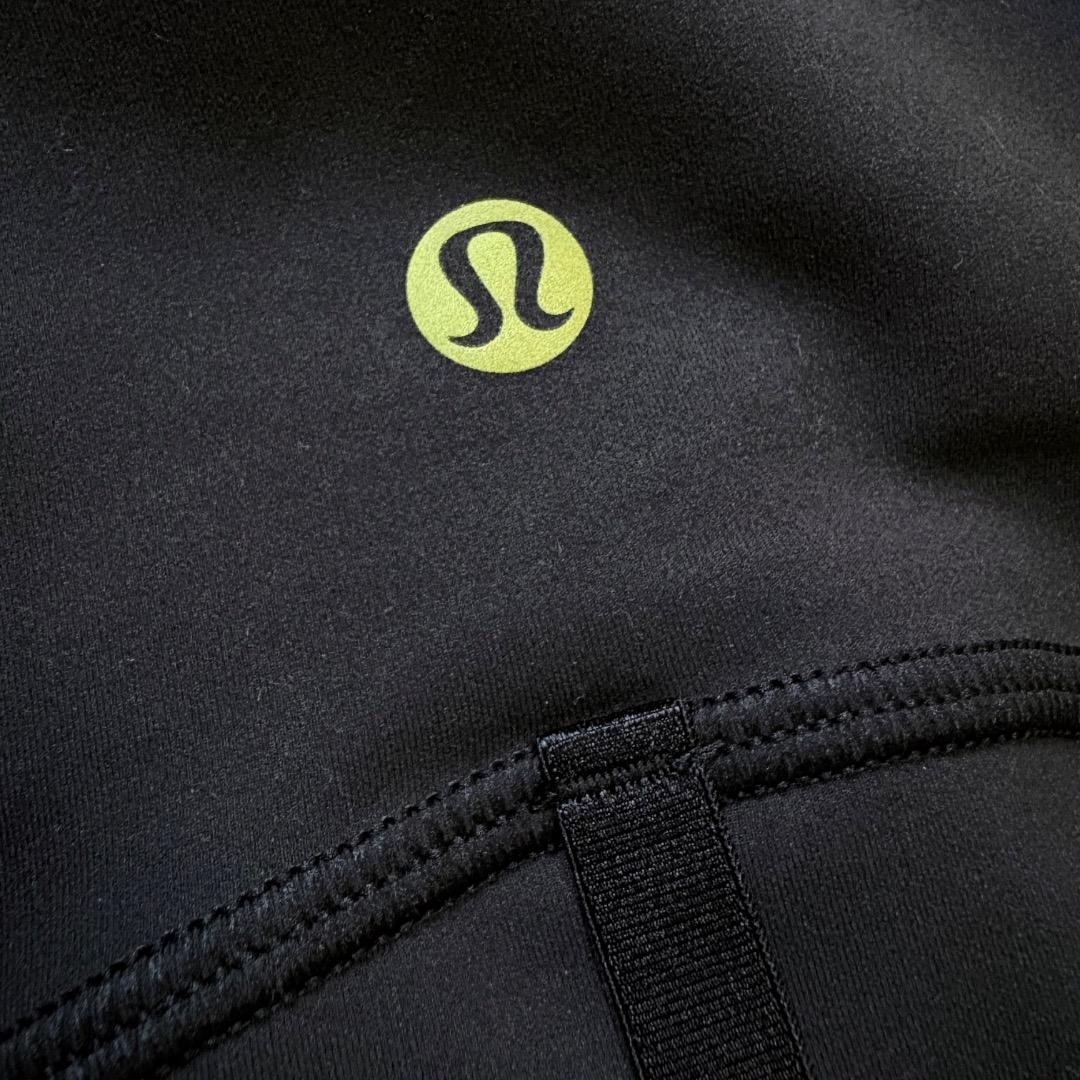 新品19800円 限定品 ルルレモン ディファイン ジャケット クロップ 6 黒