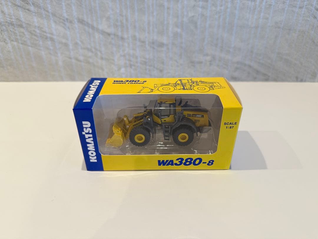 【新品未開封】コマツ株主優待 建機オリジナルミニチュアカー全11種【非売品】