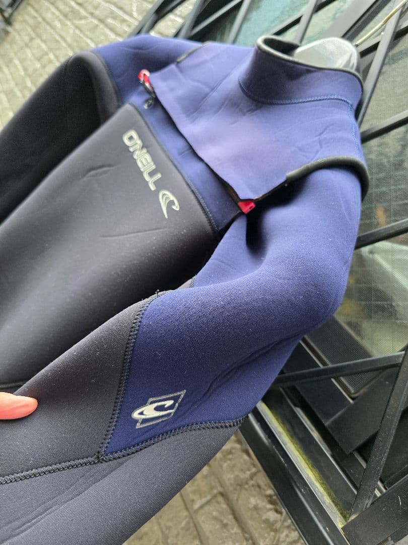 オニールフルスーツ　O'Neill【PSYCHOシリーズ】L～XL位　3/3mm