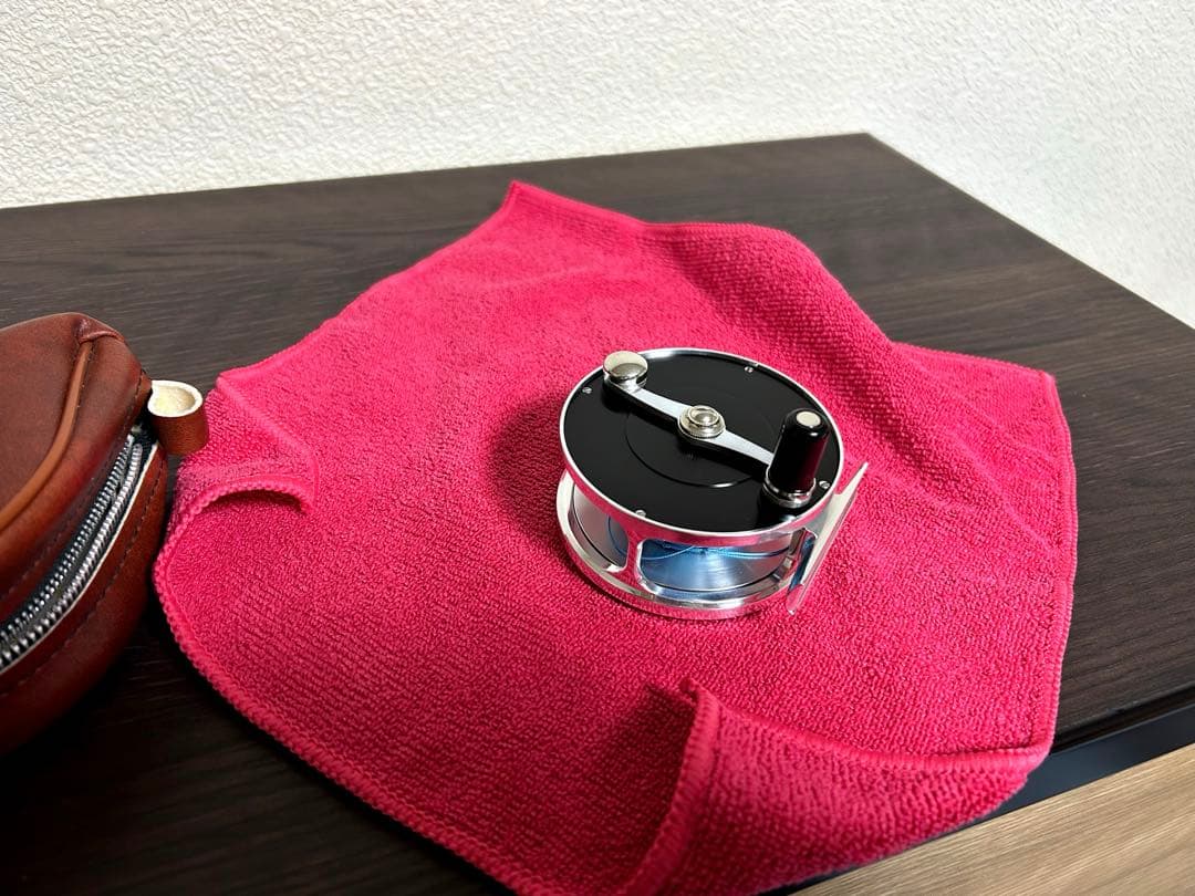 リール Kiraku Halcyone Large Trout. #6-#8