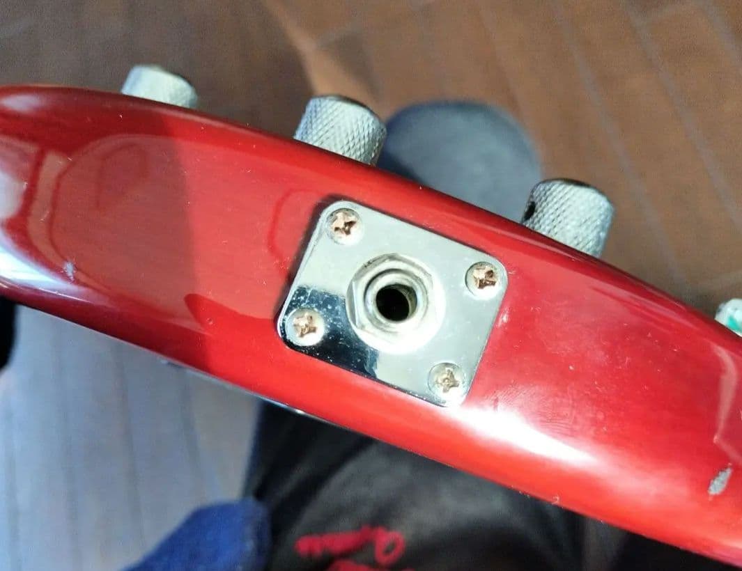 レフトハンド ベース Sterling by MUSIC MAN　RAY34LH