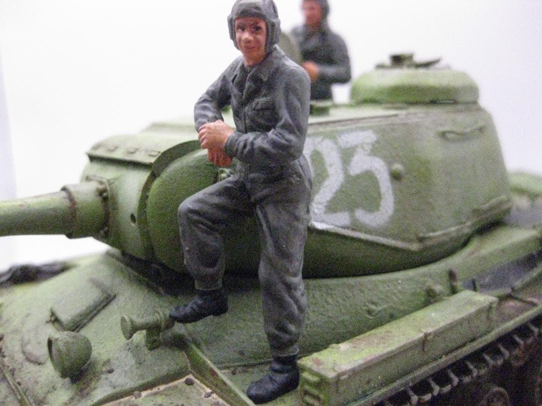 ドラゴン1/35　JS2完成品