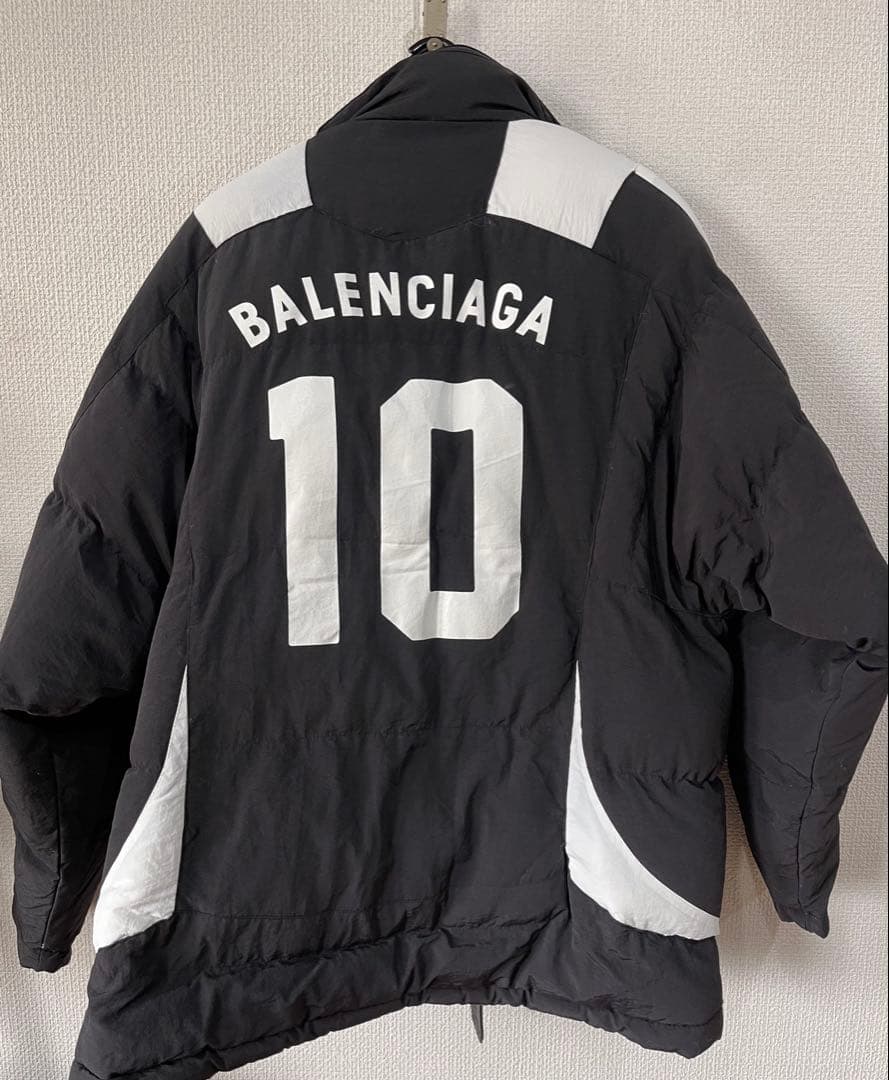 balenciaga サッカー ベンチコート 黒/白 XLサイズ