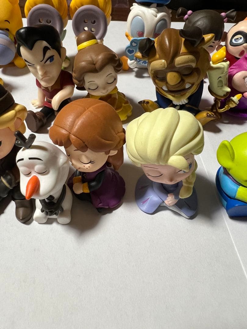 ディズニー　肩ズン　アナ雪　美女と野獣　アラジン　他フィギュアセット