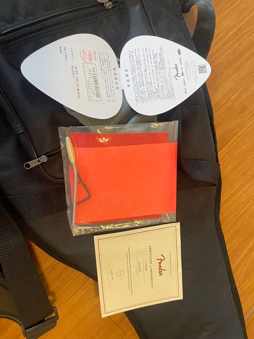 ベース Fender American Performer Stratocaster