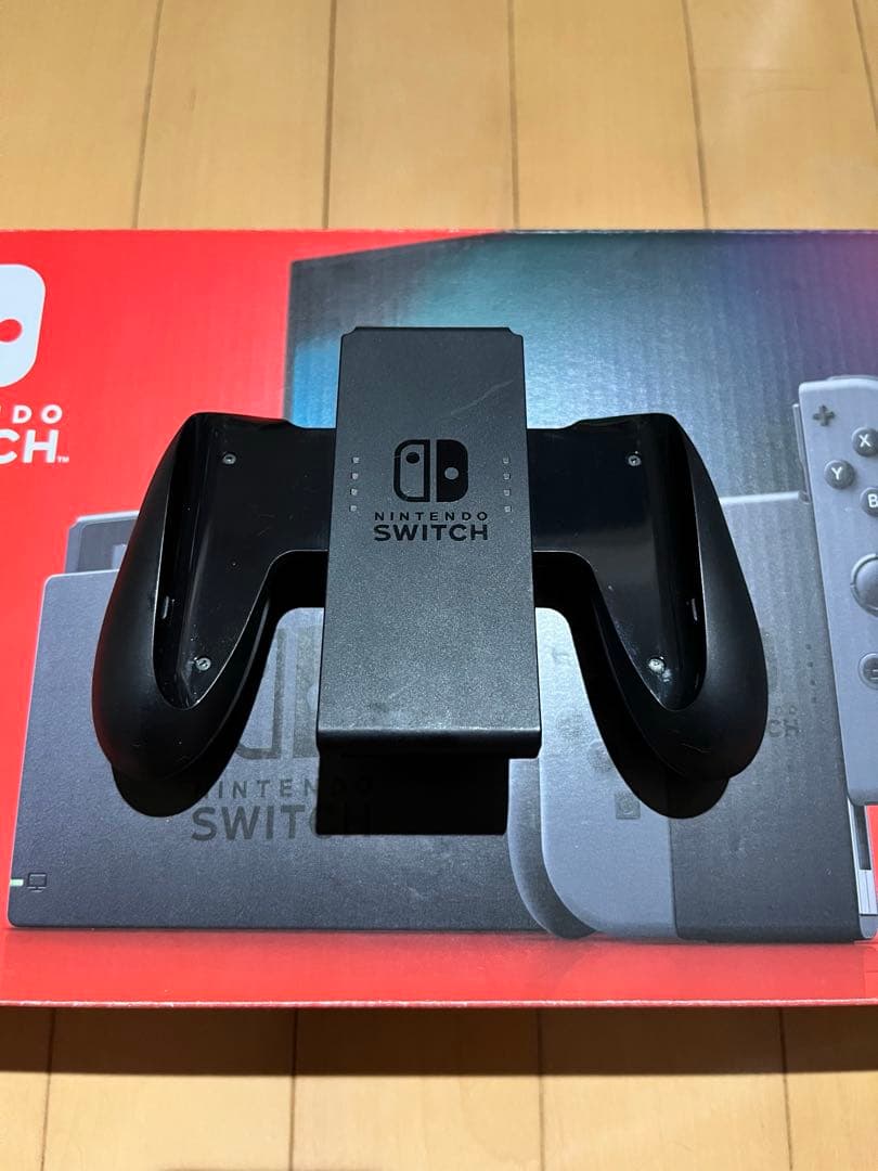 美品　ニンテンドー スイッチ　本体　Nintendo Switch 箱付属品付