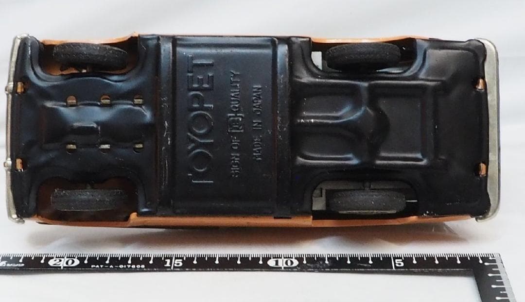 萬代屋【トヨペット マスターライン薄橙ミラー欠】ブリキtin toy car箱無