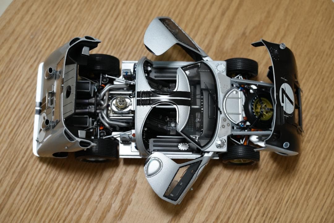 美品 EXOTO 1/18 FordGT40 Mk.II 1966 #7 元箱付