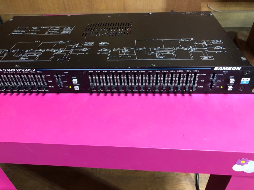 SAMSON EQS 2/3 グラフィックイコライザー