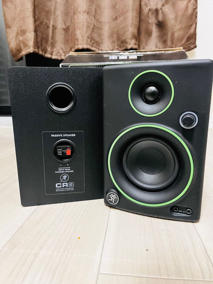 MACKIE CR3 モニタースピーカー