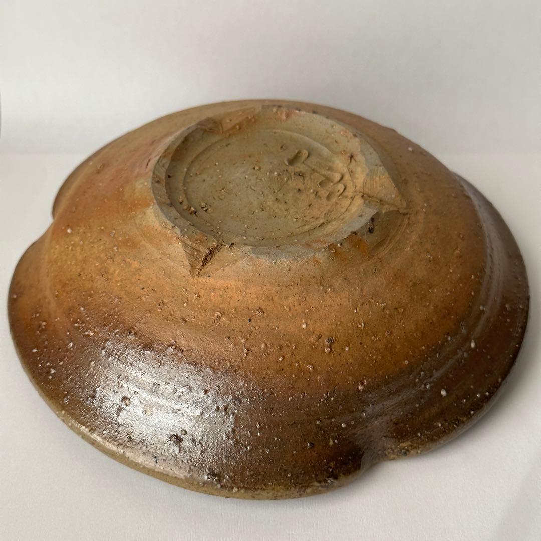 金重まこと 備前 花型 緋襷 皿