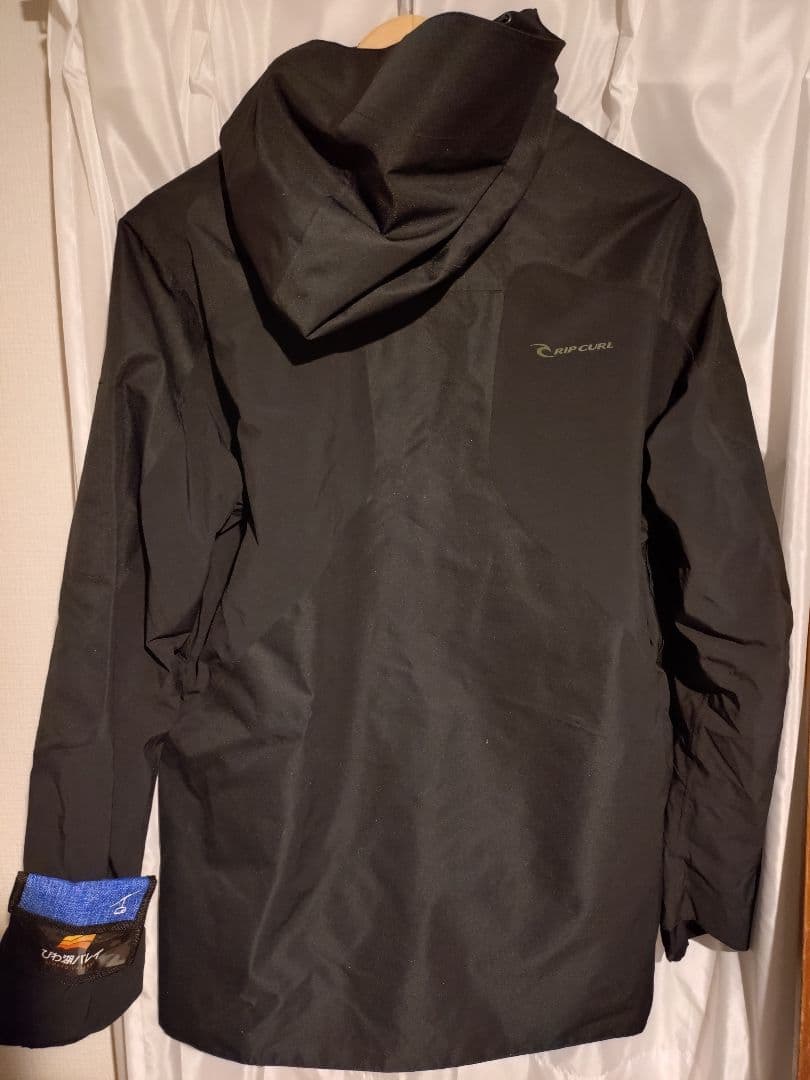 RIP CURL 防水スノーボードジャケット ブラック