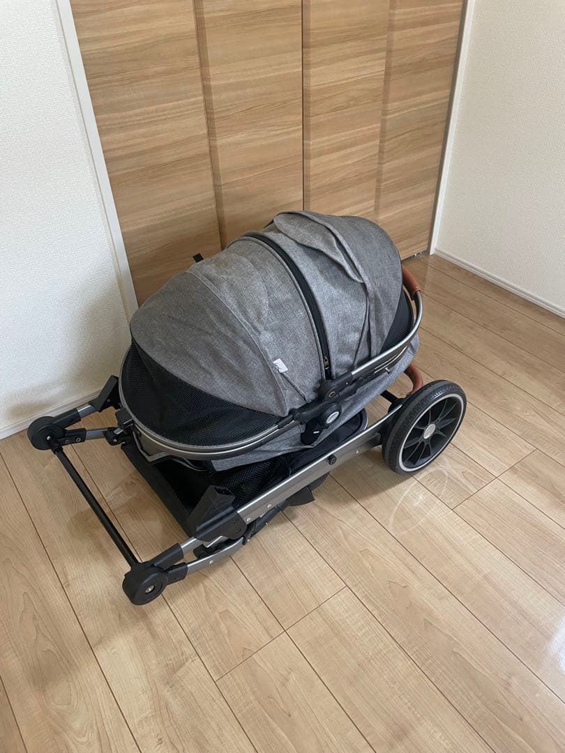 値下げしました‼️折りたたみ式ペットカート グレー送料込みで安心