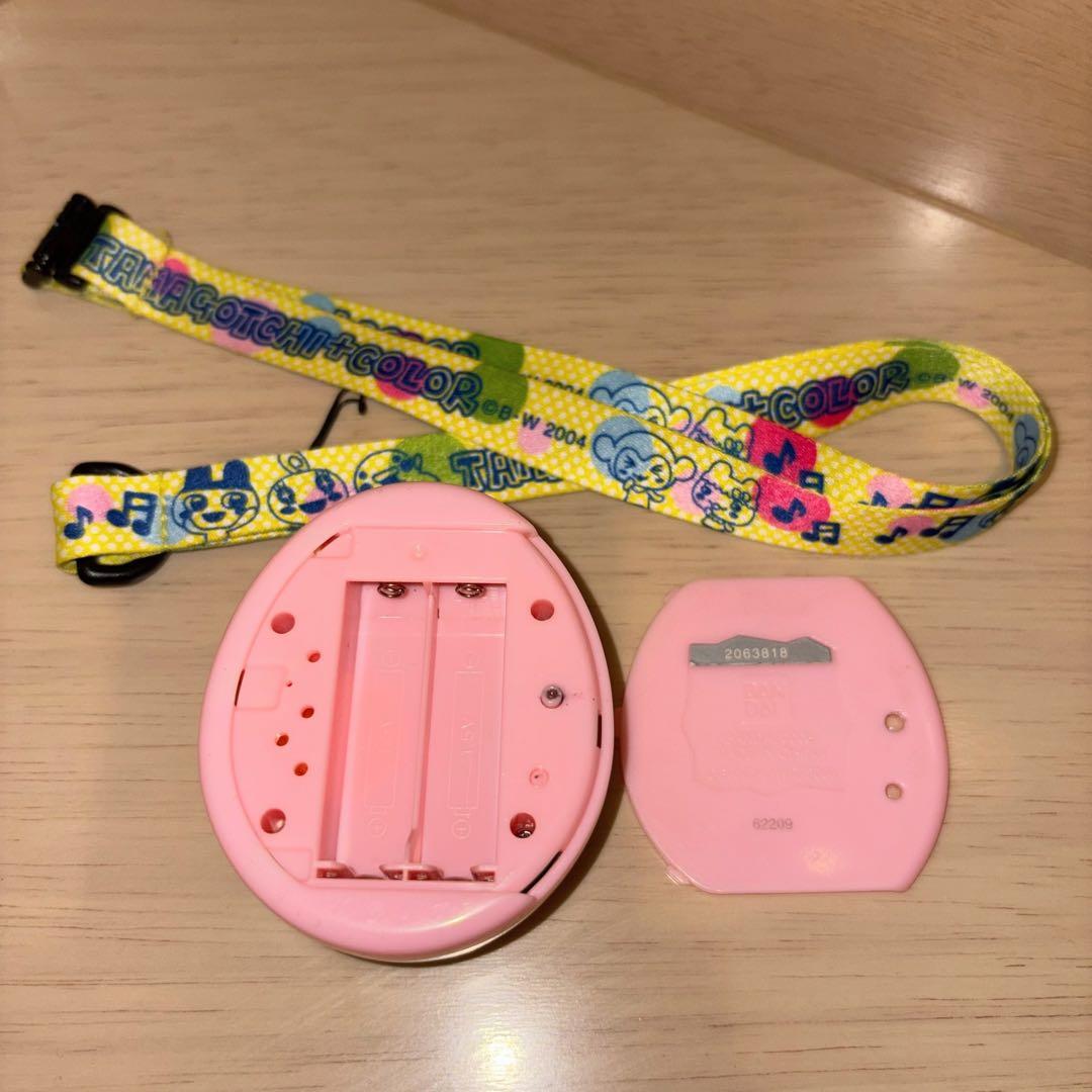 たまごっち プラスカラー クリーム　ストラップ付き