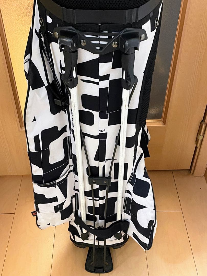 【格安】軽量★ニューバランス★スタンドキャディバッグ★ゴルフバッグ★