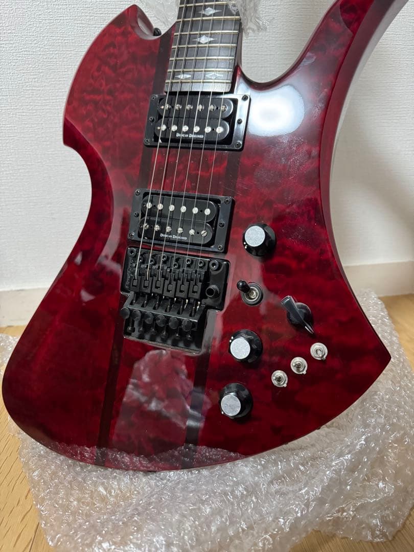 美品 B.C.Rich Mockingbird ST