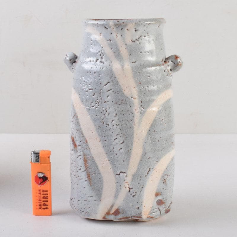 安藤日出武作　鼠志野　双耳花生　花瓶　共箱　V　8585