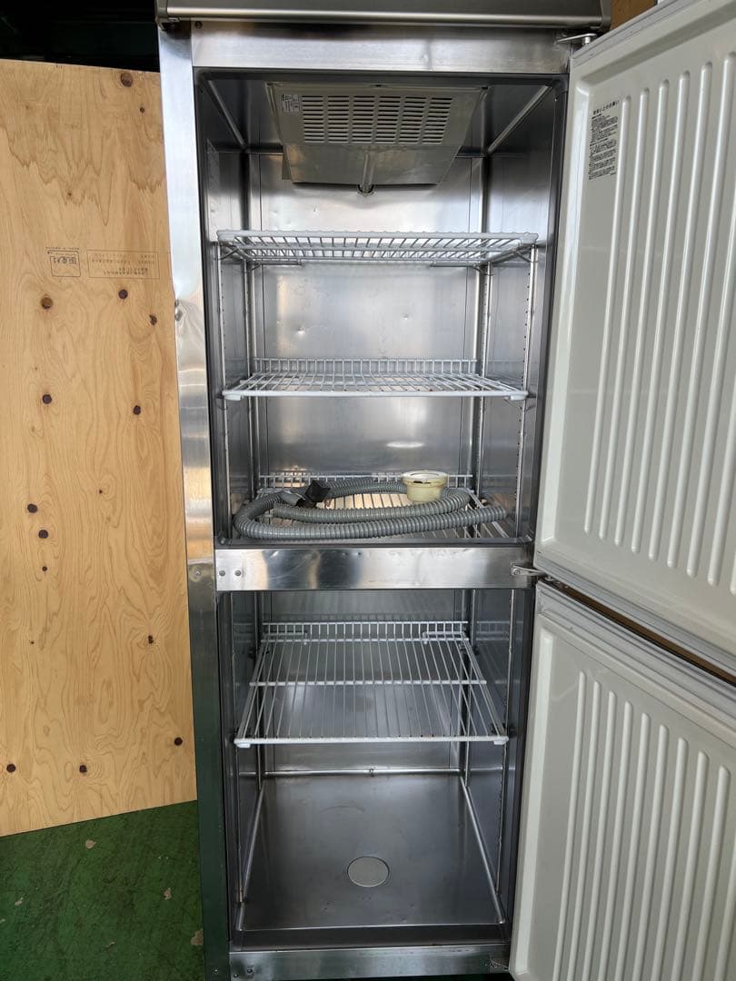 2013年 フクシマ縦型冷蔵庫 610x650x1950